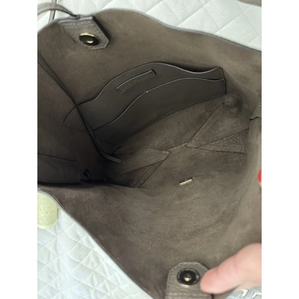 Michael Kors Junie Large‎ Pebbled Leather Messenger Bag